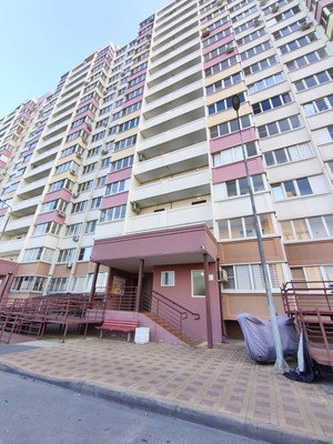 Продам двухкомнатную (2-комн.) квартиру, Андреева пер, 9/4, Ростов-на-Дону г