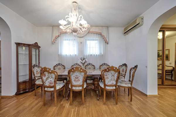 Продам таунхаус, Муравская ул, 7к1, Москва г, 0 км от города