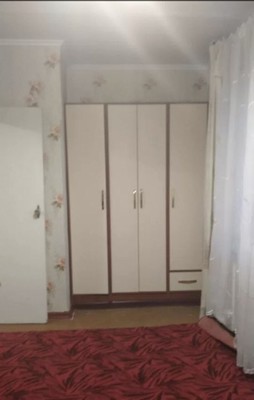Продам двухкомнатную (2-комн.) квартиру, Кирова пр-кт, 41, Симферополь г