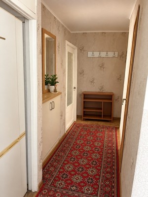 Продам двухкомнатную (2-комн.) квартиру, Кирова пр-кт, 41, Симферополь г