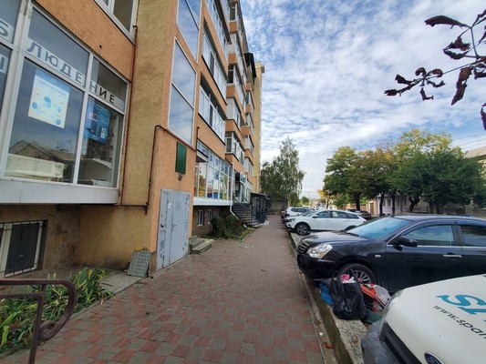 Продам двухкомнатную (2-комн.) квартиру, Гоголя ул, 100ка, Симферополь г