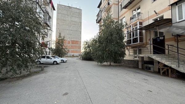 Продам однокомнатную (1-комн.) квартиру, Хужокова ул, 145кг, Нальчик г