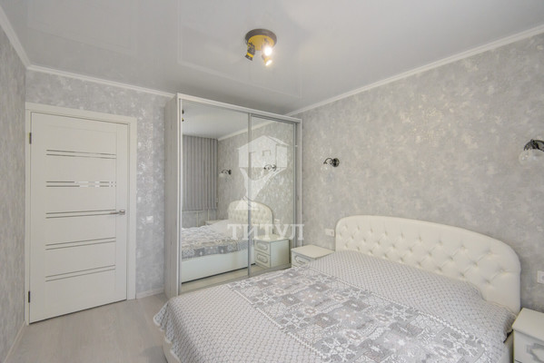 Продам двухкомнатную (2-комн.) квартиру, Александра Печерского ул, 7к3, Ростов-на-Дону г