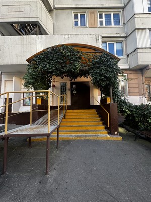 Продам однокомнатную (1-комн.) квартиру, Белореченская ул, 24, Москва г