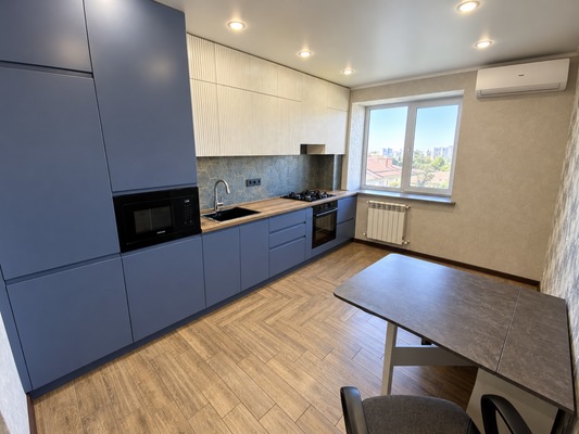 Продам трехкомнатную (3-комн.) квартиру, Краснооктябрьская ул, 50ка, Тихорецк г