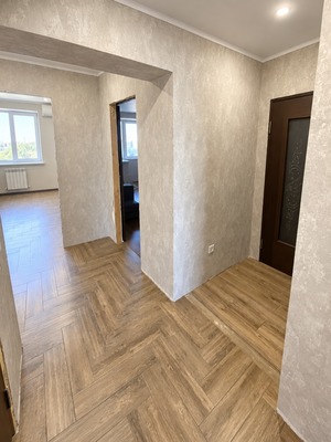 Продам трехкомнатную (3-комн.) квартиру, Краснооктябрьская ул, 50ка, Тихорецк г