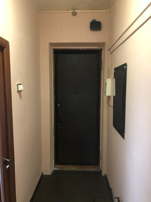 Продам трехкомнатную (3-комн.) квартиру, 2-й Новоподмосковный пер, 10к2, Москва г