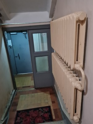 Продам трехкомнатную (3-комн.) квартиру, 2-й Новоподмосковный пер, 10к2, Москва г