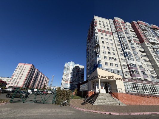 Продам двухкомнатную (2-комн.) квартиру, им А.Ф.Войстроченко ул, 6, Брянск г
