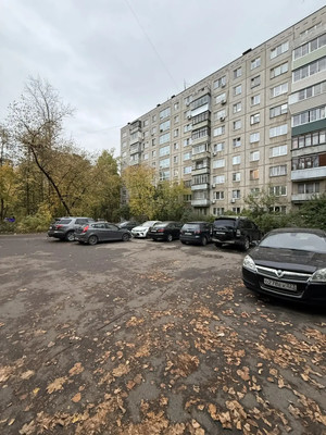 Продам трехкомнатную (3-комн.) квартиру, Гагарина ул, 33, Жуковский г