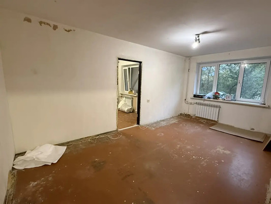 Продам трехкомнатную (3-комн.) квартиру, Гагарина ул, 33, Жуковский г