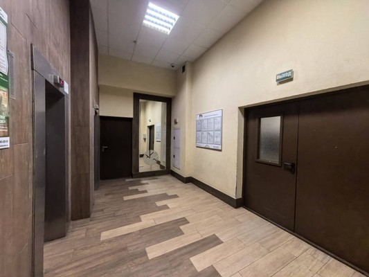 Продам однокомнатную (1-комн.) квартиру, Воронцовский б-р, 12, Мурино п