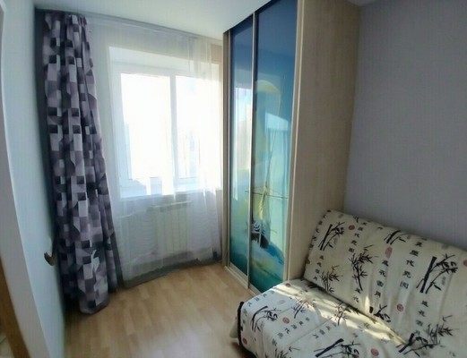 Продам двухкомнатную (2-комн.) квартиру, Юбилейная ул, 7, Находка г
