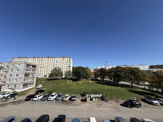 Продам двухкомнатную (2-комн.) квартиру, Постникова ул, 10, Фокино г