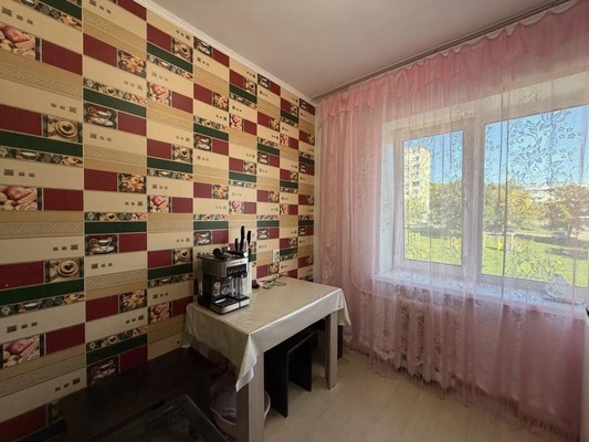 Продам двухкомнатную (2-комн.) квартиру, Постникова ул, 10, Фокино г
