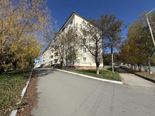 Продам двухкомнатную (2-комн.) квартиру, Постникова ул, 10, Фокино г