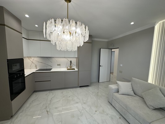 Продам трехкомнатную (3-комн.) квартиру, Калинина ул, 114, Тихорецк г