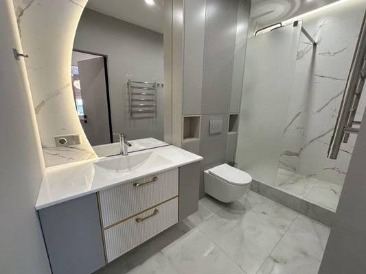 Продам трехкомнатную (3-комн.) квартиру, Калинина ул, 114, Тихорецк г
