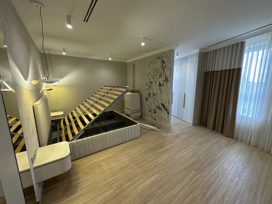 Продам трехкомнатную (3-комн.) квартиру, Калинина ул, 114, Тихорецк г