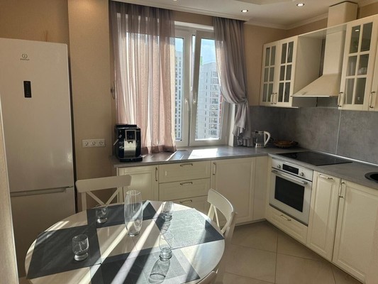 Продам однокомнатную (1-комн.) квартиру, Лавриненко ул, 3кА, Москва г
