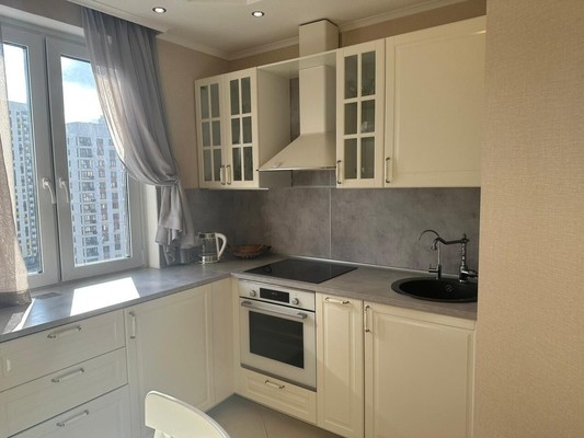 Продам однокомнатную (1-комн.) квартиру, Лавриненко ул, 3кА, Москва г