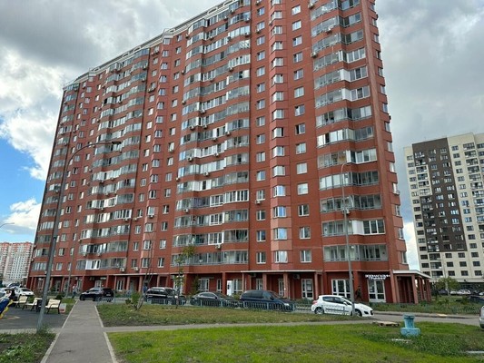 Продам однокомнатную (1-комн.) квартиру, Лавриненко ул, 3кА, Москва г