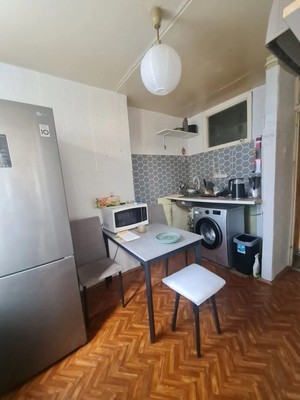 Продам двухкомнатную (2-комн.) квартиру, Чонгарский б-р, 16к1, Москва г