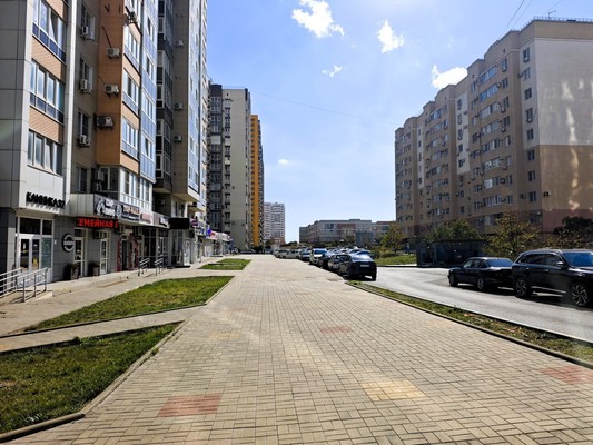 Продам однокомнатную (1-комн.) квартиру, Южная ул, 27, Новороссийск г
