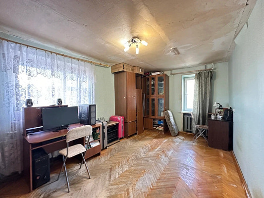 Продам двухкомнатную (2-комн.) квартиру, Оборонная ул, 4, Санкт-Петербург г