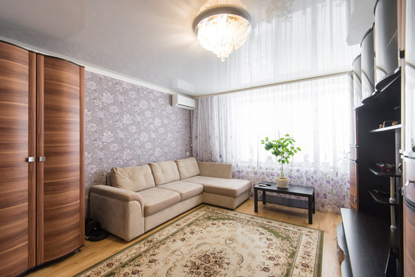 Продам трехкомнатную (3-комн.) квартиру, Космонавтов пр-кт, 9, Ростов-на-Дону г