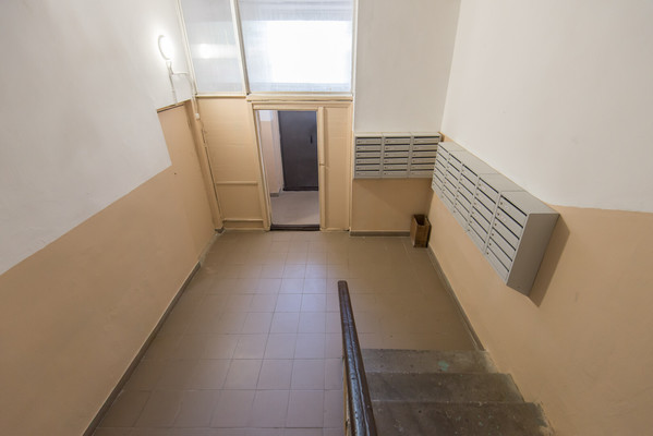 Продам трехкомнатную (3-комн.) квартиру, Космонавтов пр-кт, 9, Ростов-на-Дону г