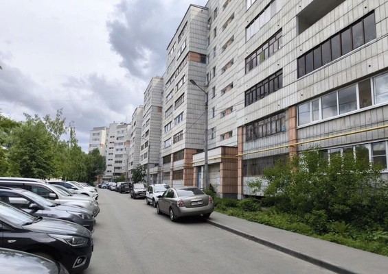 Продам однокомнатную (1-комн.) квартиру, Коммунаров ул, 2, Казань г