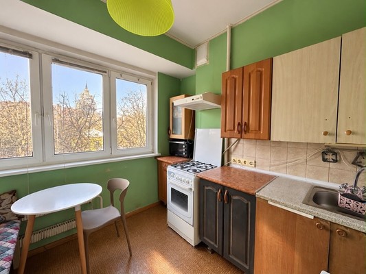 Продам двухкомнатную (2-комн.) квартиру, Малый Власьевский пер, 6, Москва г