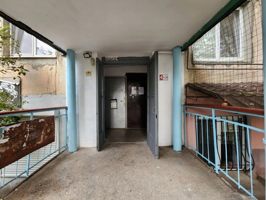 Продам однокомнатную (1-комн.) квартиру, Ульянова Дмитрия ул, 16, Ялта г