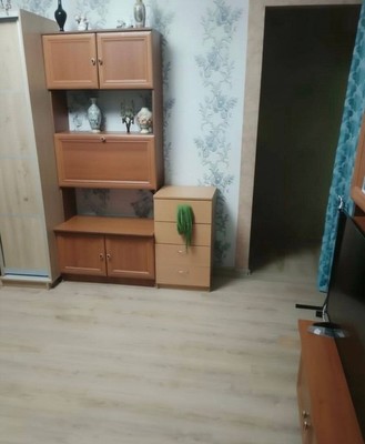 Продам трехкомнатную (3-комн.) квартиру, Карла Маркса ул, 21/8Е, Керчь г