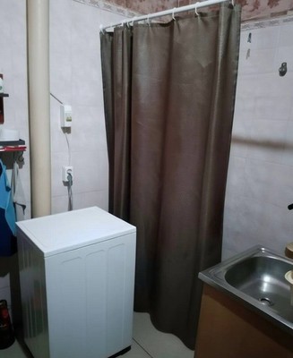 Продам трехкомнатную (3-комн.) квартиру, Карла Маркса ул, 21/8Е, Керчь г