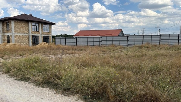 Продам участок 6,5 соток, ИЖС, Умера Адаманова ул, 59, Мирное с, 0 км от города