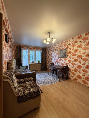 Продам трехкомнатную (3-комн.) квартиру, Полюстровский пр-кт, 23а, Санкт-Петербург г