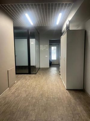 Продам коммерческое помещение 2 713,7 м2, Красина пер, 16 2, Москва г