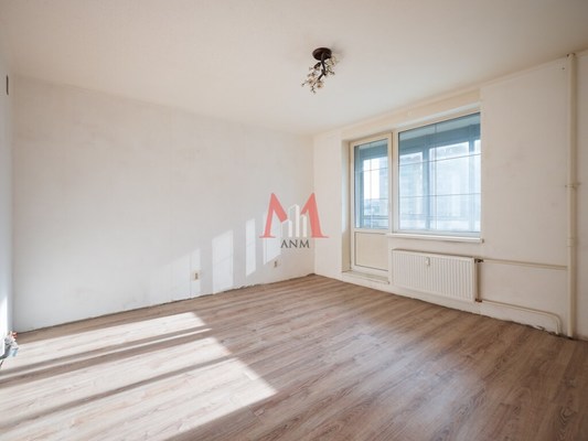 Продам однокомнатную (1-комн.) квартиру, Европейский пр-кт, 13к4, Кудрово г