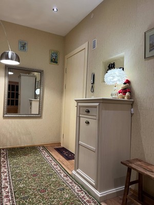 Продам двухкомнатную (2-комн.) квартиру, Ларина ул, 4, Сертолово г
