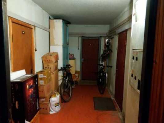 Продам трехкомнатную (3-комн.) квартиру, Маршала Захарова ул, 50к1, Санкт-Петербург г