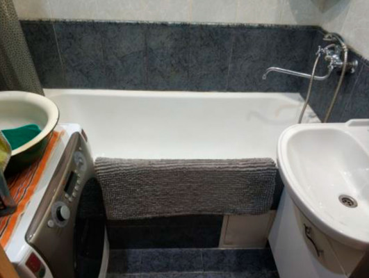 Продам трехкомнатную (3-комн.) квартиру, Маршала Захарова ул, 50к1, Санкт-Петербург г
