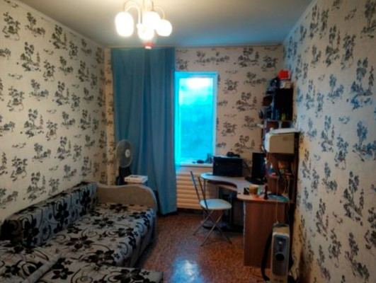 Продам трехкомнатную (3-комн.) квартиру, Маршала Захарова ул, 50к1, Санкт-Петербург г