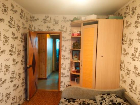 Продам трехкомнатную (3-комн.) квартиру, Маршала Захарова ул, 50к1, Санкт-Петербург г
