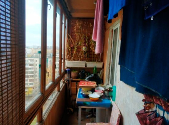 Продам трехкомнатную (3-комн.) квартиру, Маршала Захарова ул, 50к1, Санкт-Петербург г