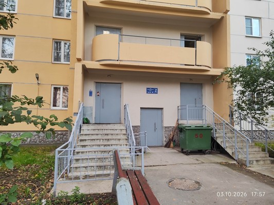 Продам трехкомнатную (3-комн.) квартиру, Маршала Захарова ул, 50к1, Санкт-Петербург г