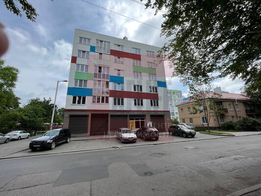 Сдам коммерческое помещение 488 м2, Маршала Новикова ул, 14, Калининград г