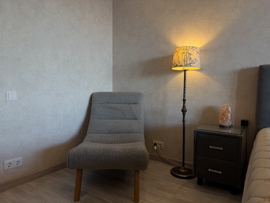 Продам трехкомнатную (3-комн.) квартиру, Рыбацкий пр-кт, 18к2, Санкт-Петербург г