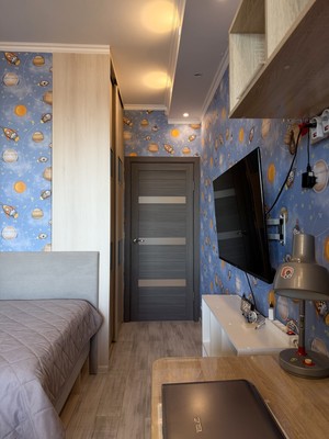 Продам трехкомнатную (3-комн.) квартиру, Рыбацкий пр-кт, 18к2, Санкт-Петербург г